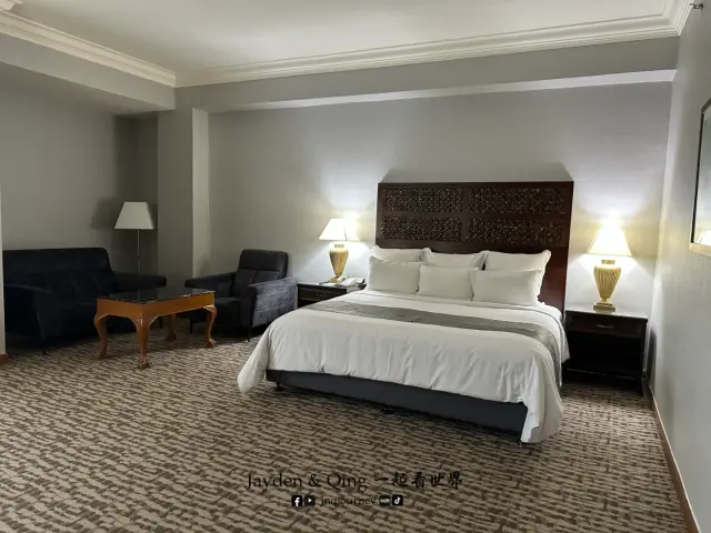 Renai Hotel1.webp