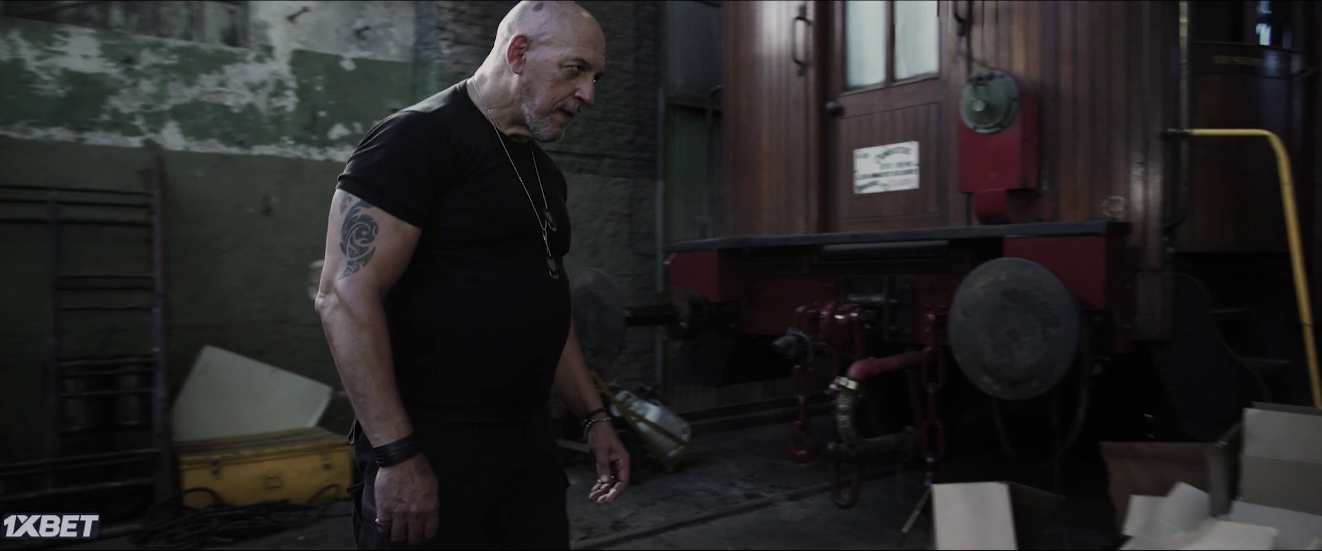 Контроль времени / Control Zeta (2023) WEBRip [H.264/1080p] [MVO] [AD ...