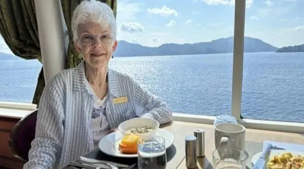 Sharon Lane: Pensionară pe un vas de croazieră: cum a fost primul an pe mare