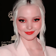 Dove-Cameron-28
