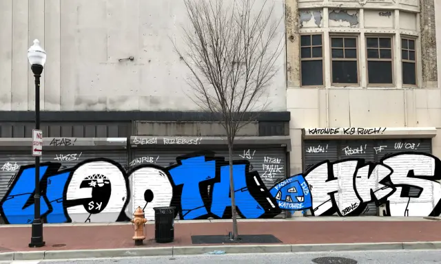 Graffiti artwork by vandald