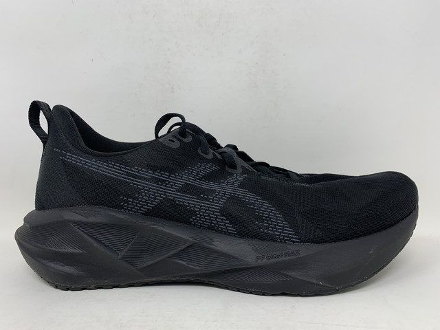Men’s Asics Novablast 5, Black/Carrier Grey, 10 D Medium US