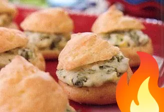 Фото Сырные профитроли со шпинатом и артишоками