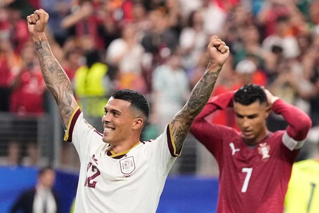 Mikel Merino ghi bàn loại Bồ Đào Nha khỏi World Cup 2026