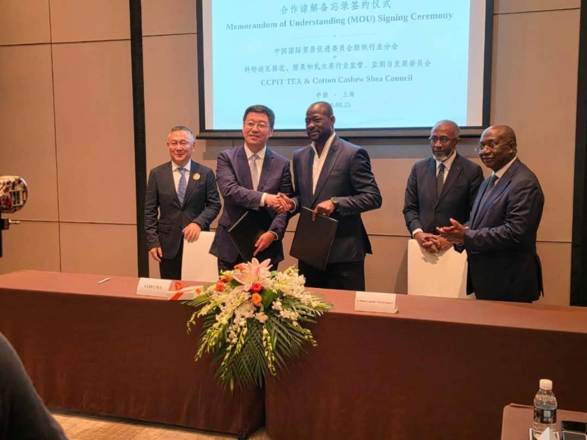 Illustration - À Shanghai, la Côte d'Ivoire va chercher les machines qui manquent à son coton