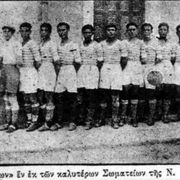 1932