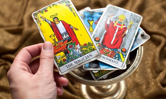 tarot-2.jpg