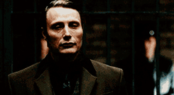 https://i.ibb.co/F482VfK9/hhhannibal-will-graham-1.gif