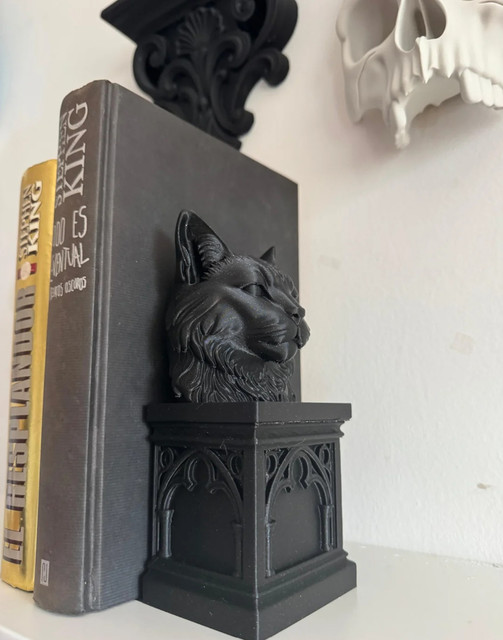 Cat-Bookend.jpg
