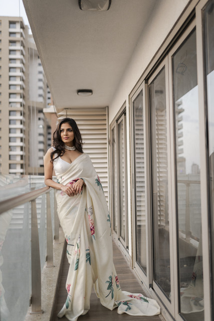 Malavika-Mohanan-9-6