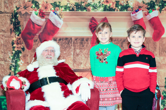 Santa2019-38.jpg