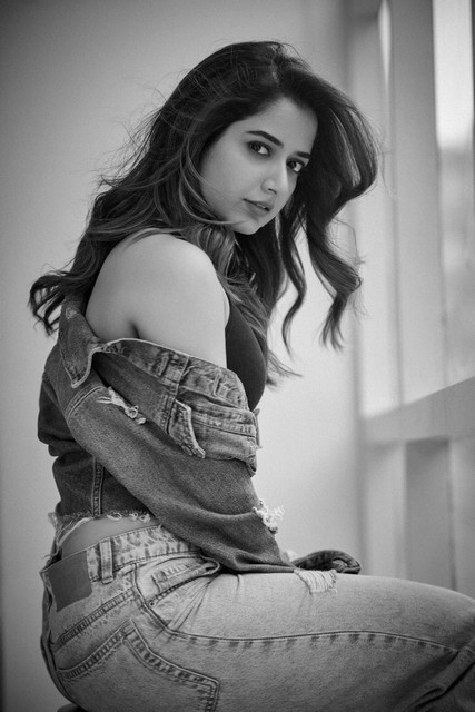 Ashika-Ranganath-8