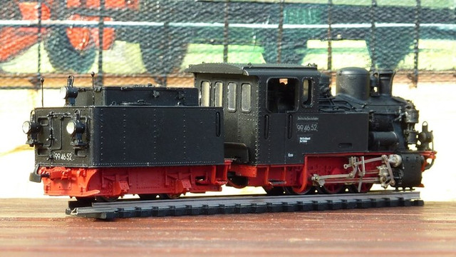 99 4652 (12)