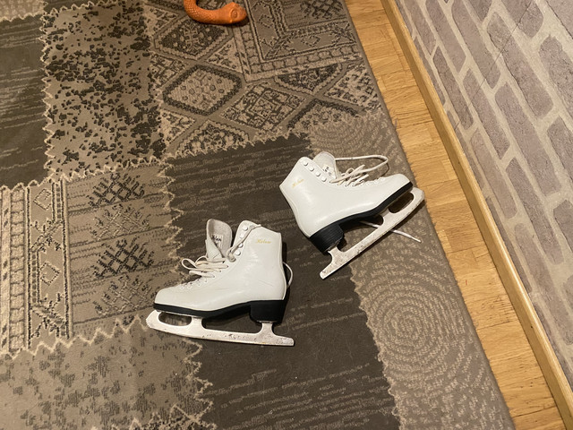 516-C7-DA0-9-A98-4-F76-A255-1360367-BF23