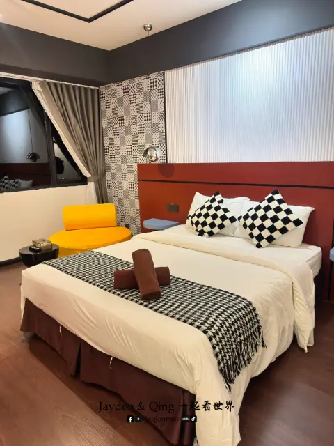 Parkland Suite2.webp