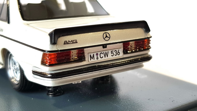 m123-AMG522-resize