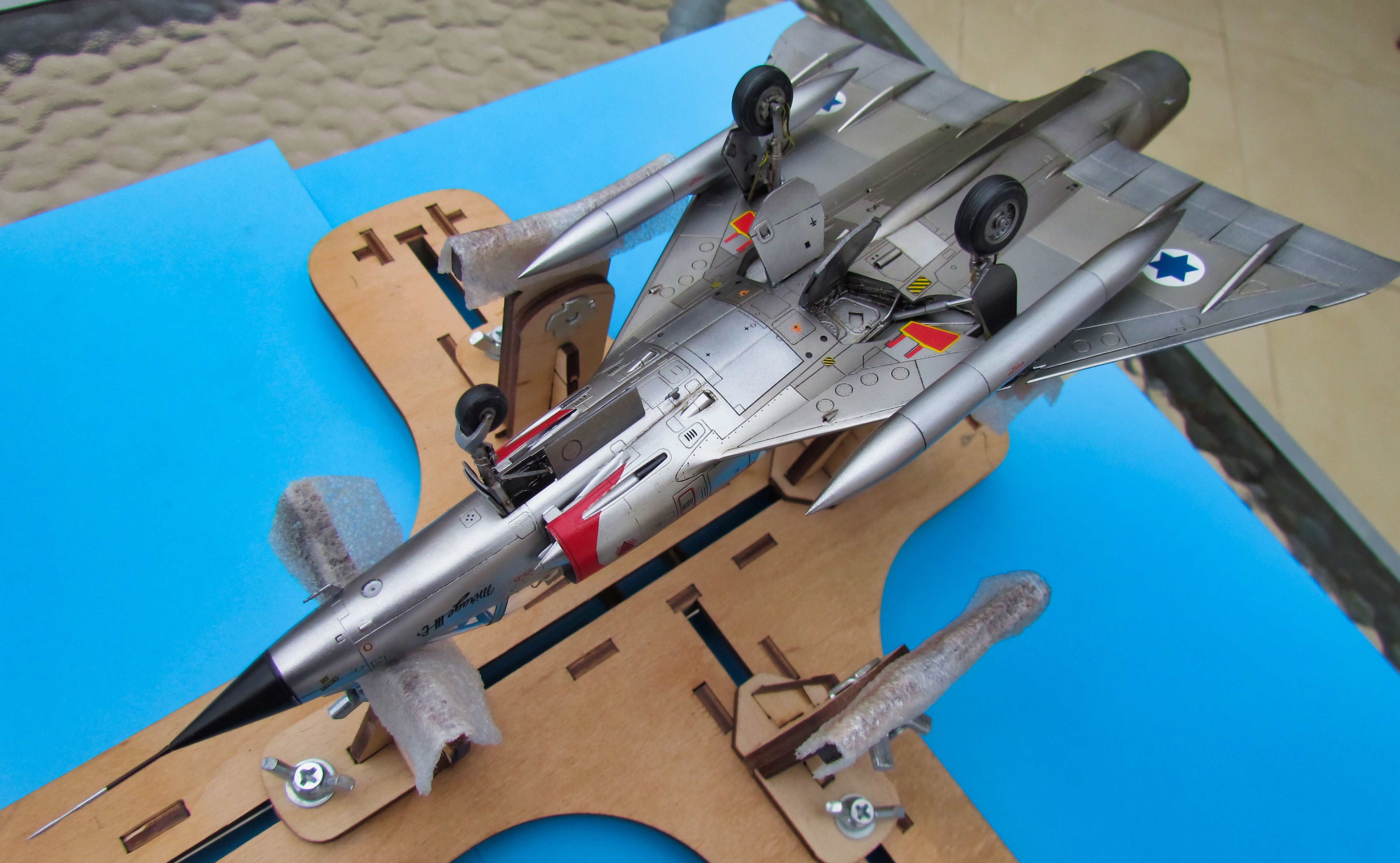 Mirage LlICJ, N° 70, 117, Escuadrón Primer Jet, Base Aérea Ramat David Lsrael%2c Junio 1967%2c 1:72%2c Panzerkampf I70808