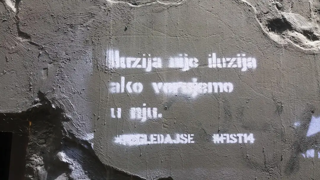 Fiscul majorează impozitul pe bunurile de lux: ce aduce noul formular 216