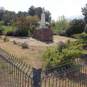 image025