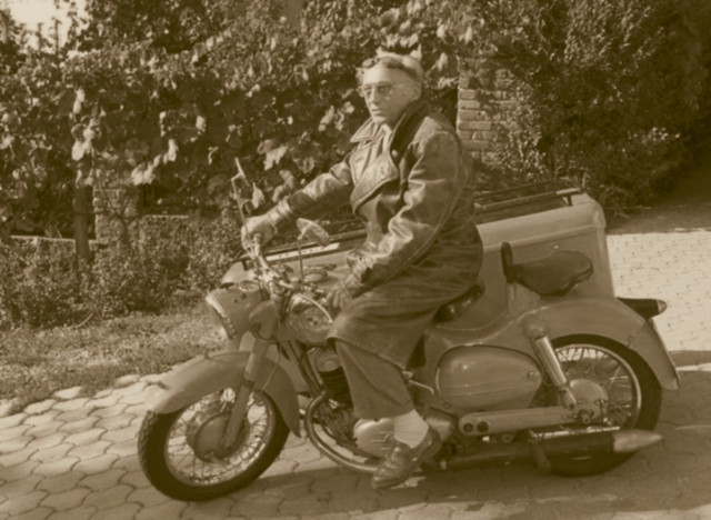 Motorrad II.jpg