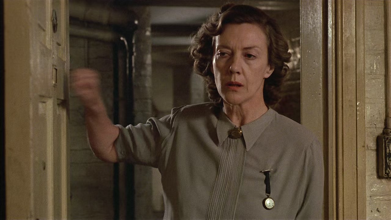 The Dresser Screenshot