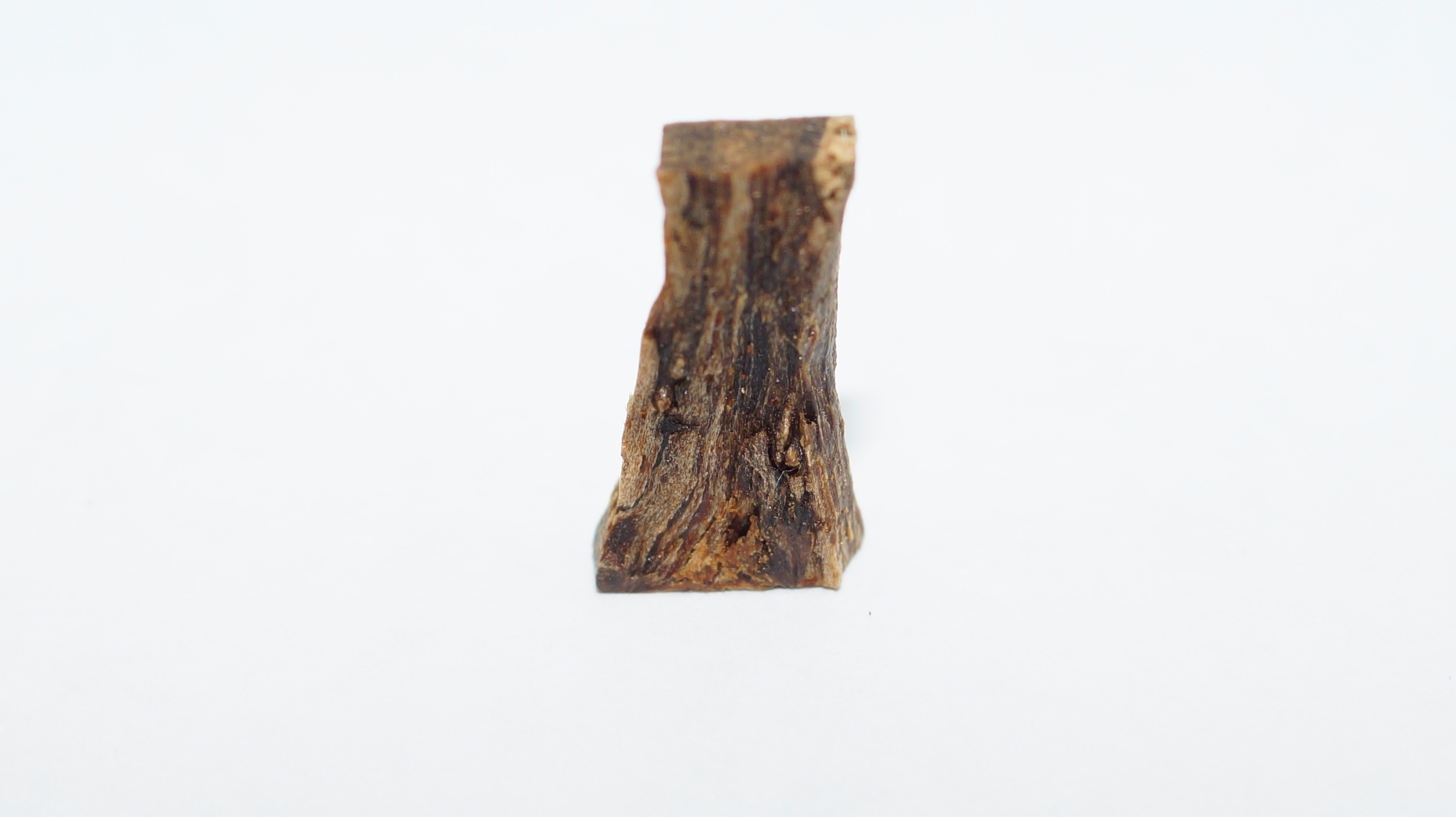 [Ouddict.com] Oud Wood
