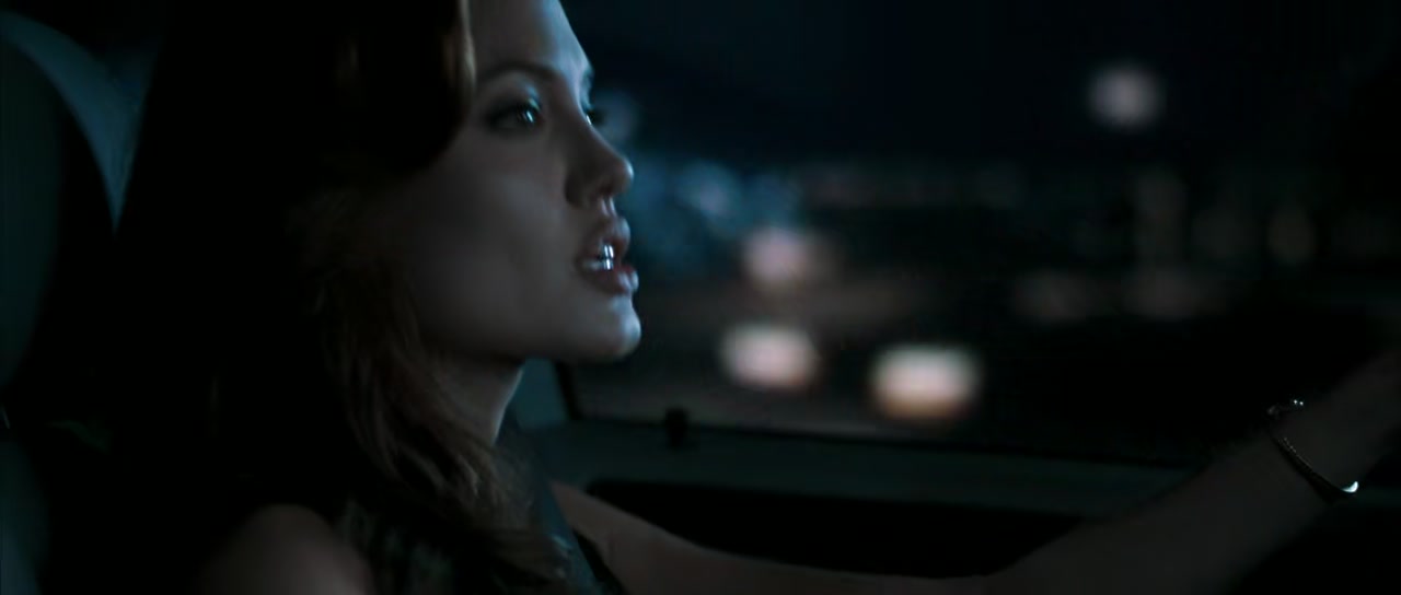 Mr. & Mrs. Smith Screenshot