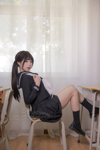 042