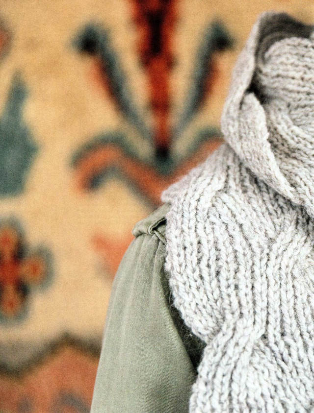 Laine-52-Weeks-of-Shawls-2022-94