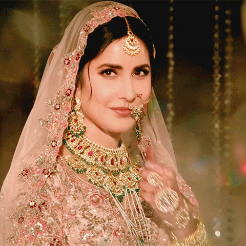 maa ko uncal say chudwaya maa ko uncal say chudwaya