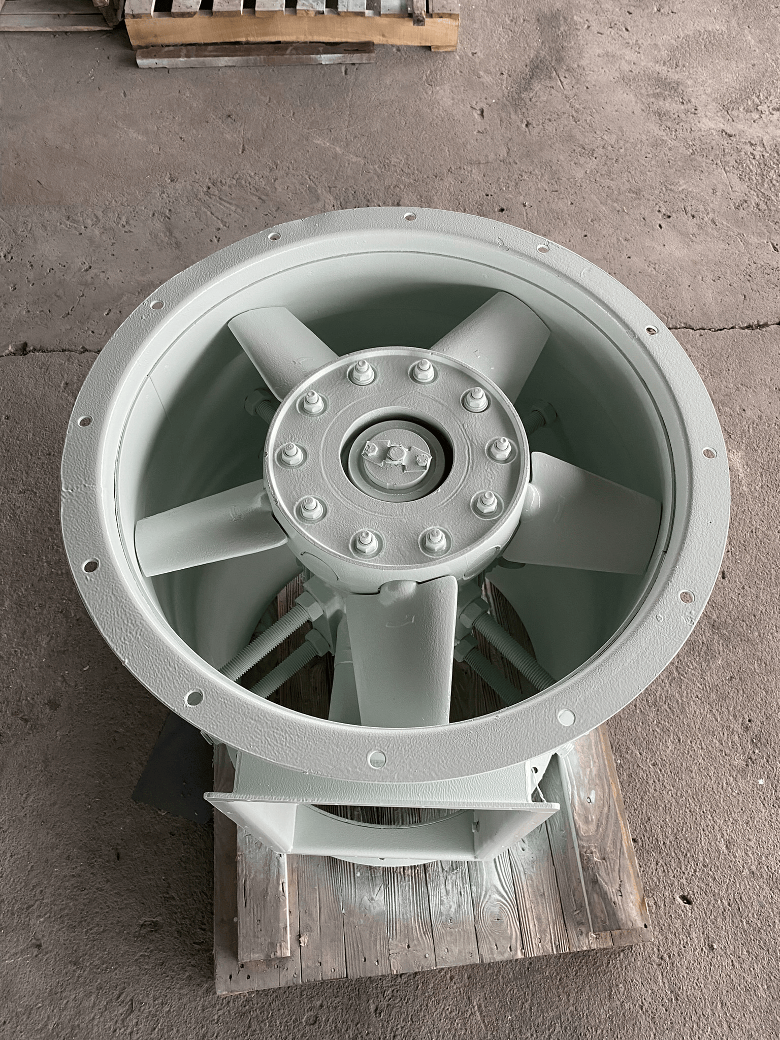 VPI tank during vacuum pressure impregnation process for motor insulation