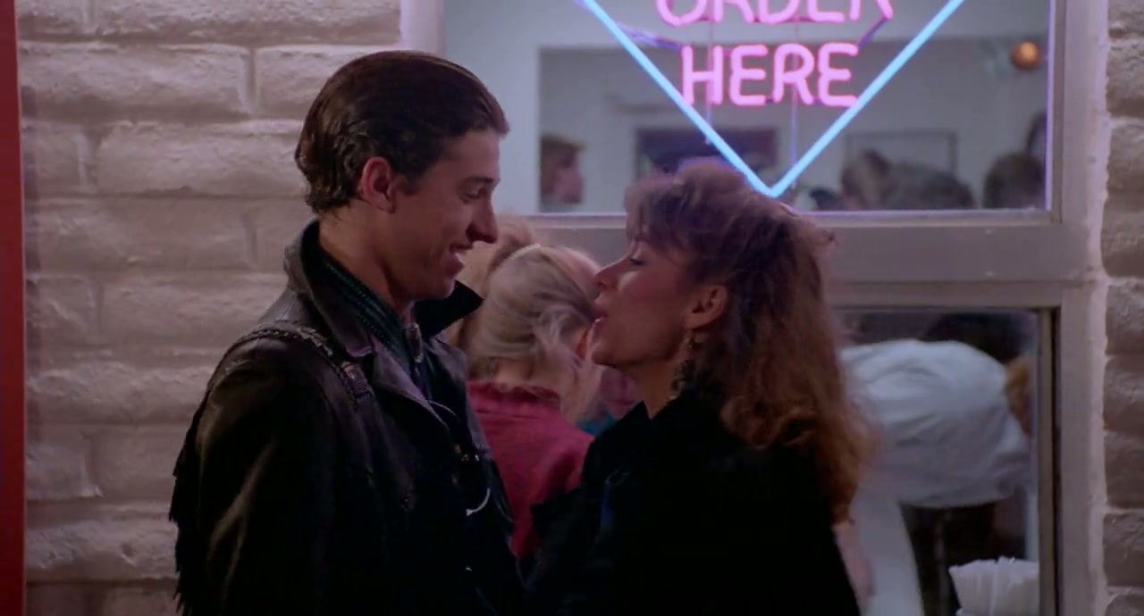 Can't Buy Me Love Screenshot