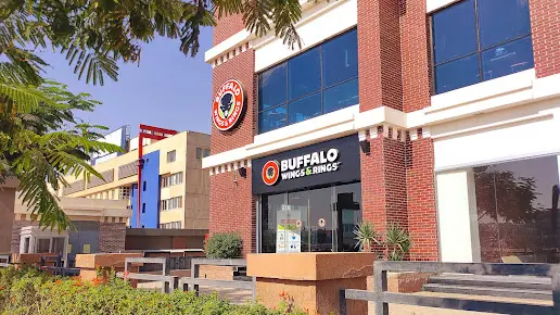 صورة Buffalo Wings & Rings - Zayed