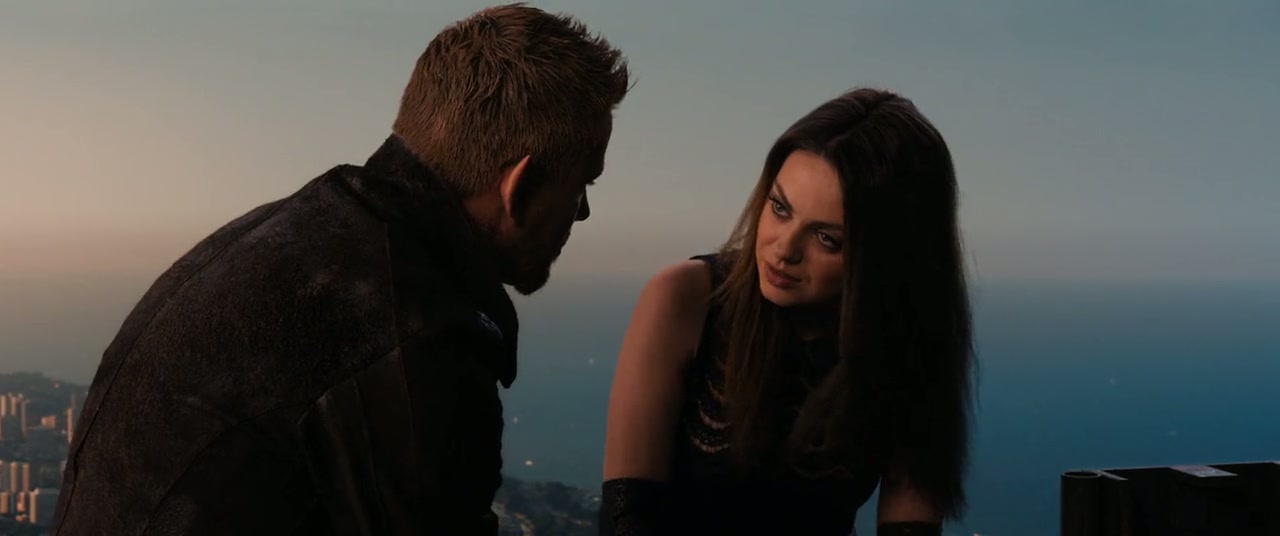 Jupiter Ascending Screenshot