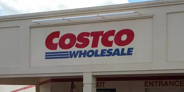 Costco's Bakery Debuts New Coffee Cake