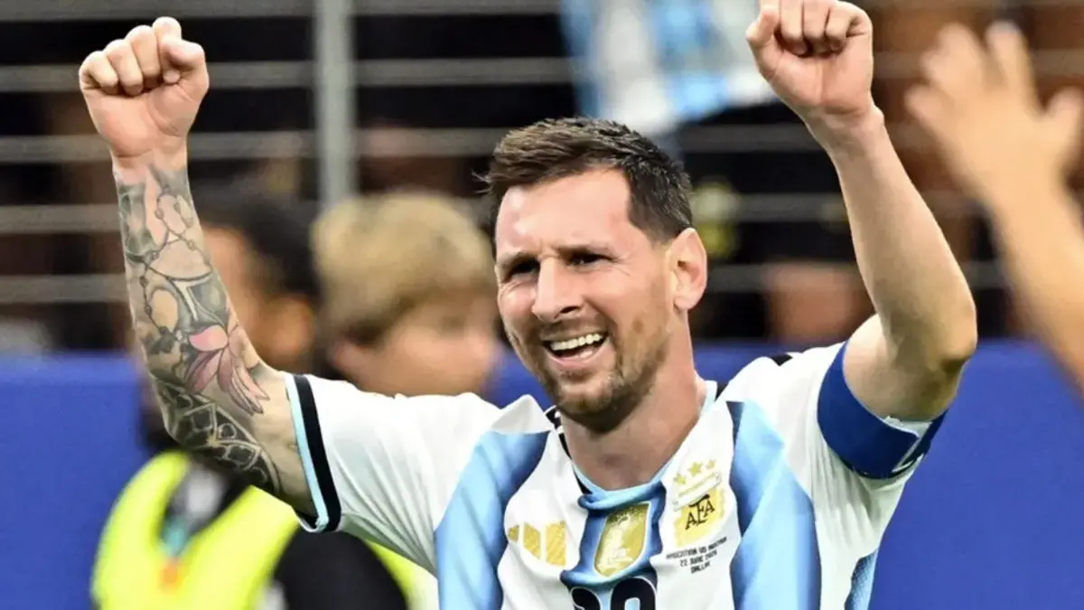 Messi Now Dominates Ronaldo in Public Opinion