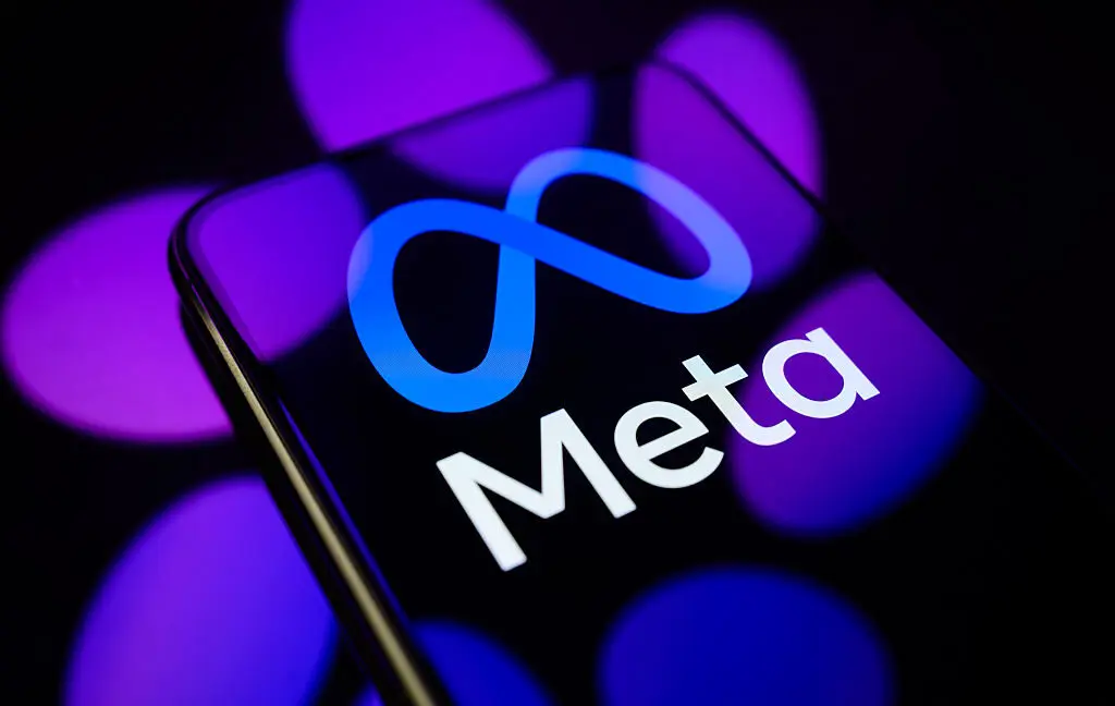 EU Warns Meta: Change Auto-Play and Infinite Scroll or Face Penalties