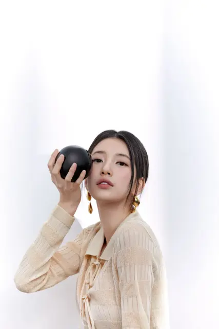 suzy actrice 1375280.webp