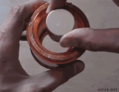 https://i.ibb.co/FqCXmLZc/1365169374-1589673391.gif