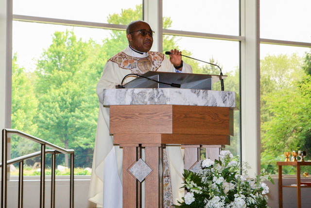 Fr-Ignatius25th-032