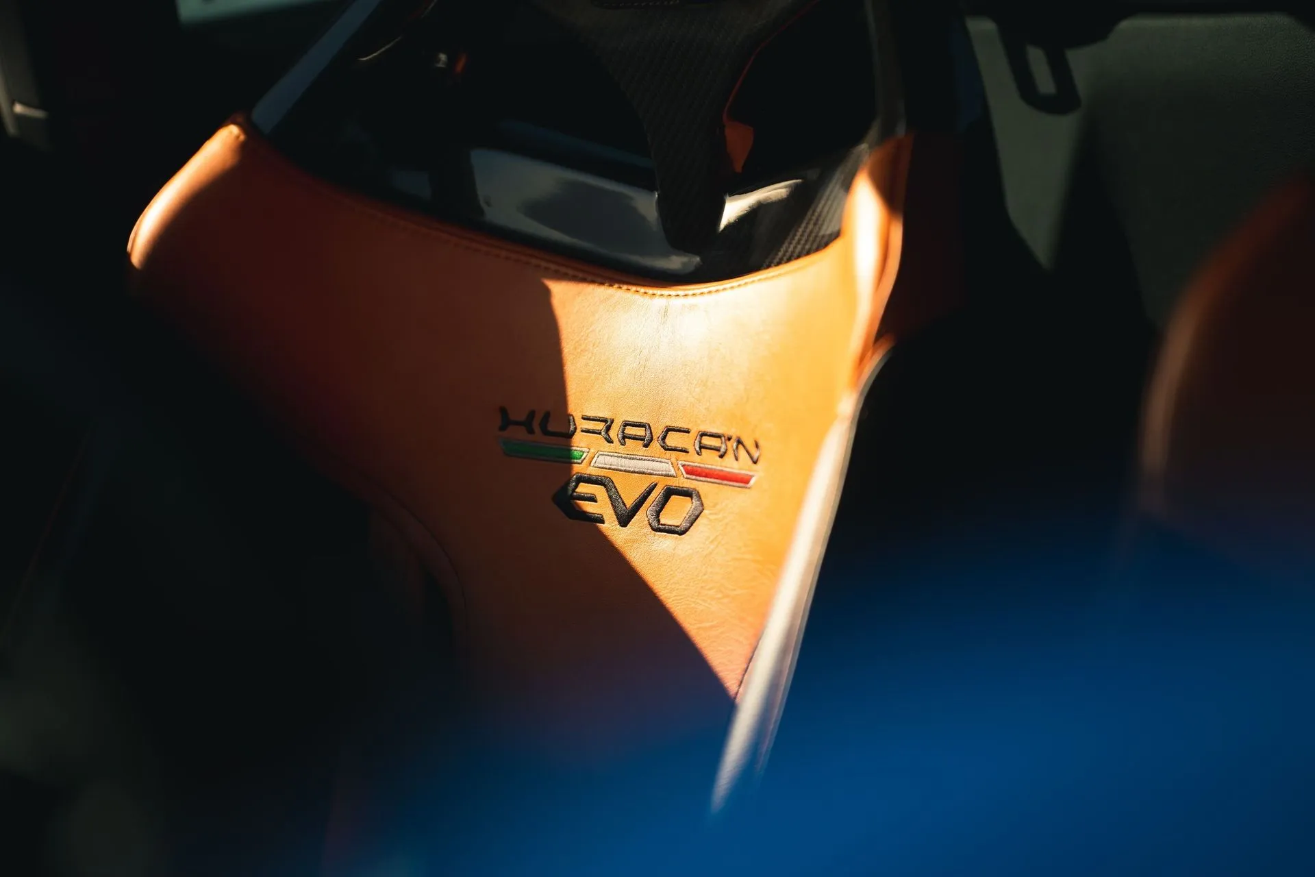 Lamborghini Huracan Evo Coupe photo 8