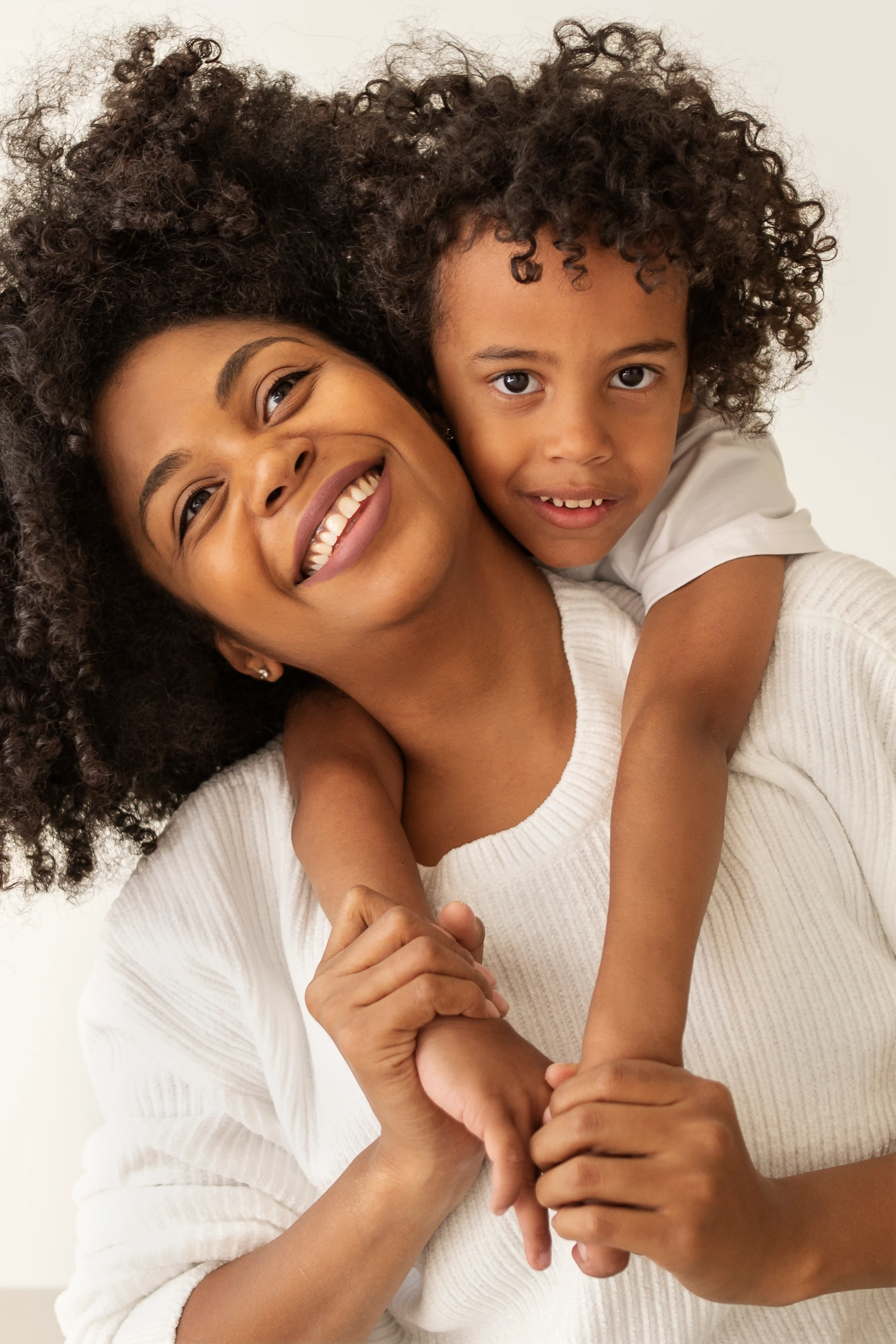 Parent apaisée avec son enfant