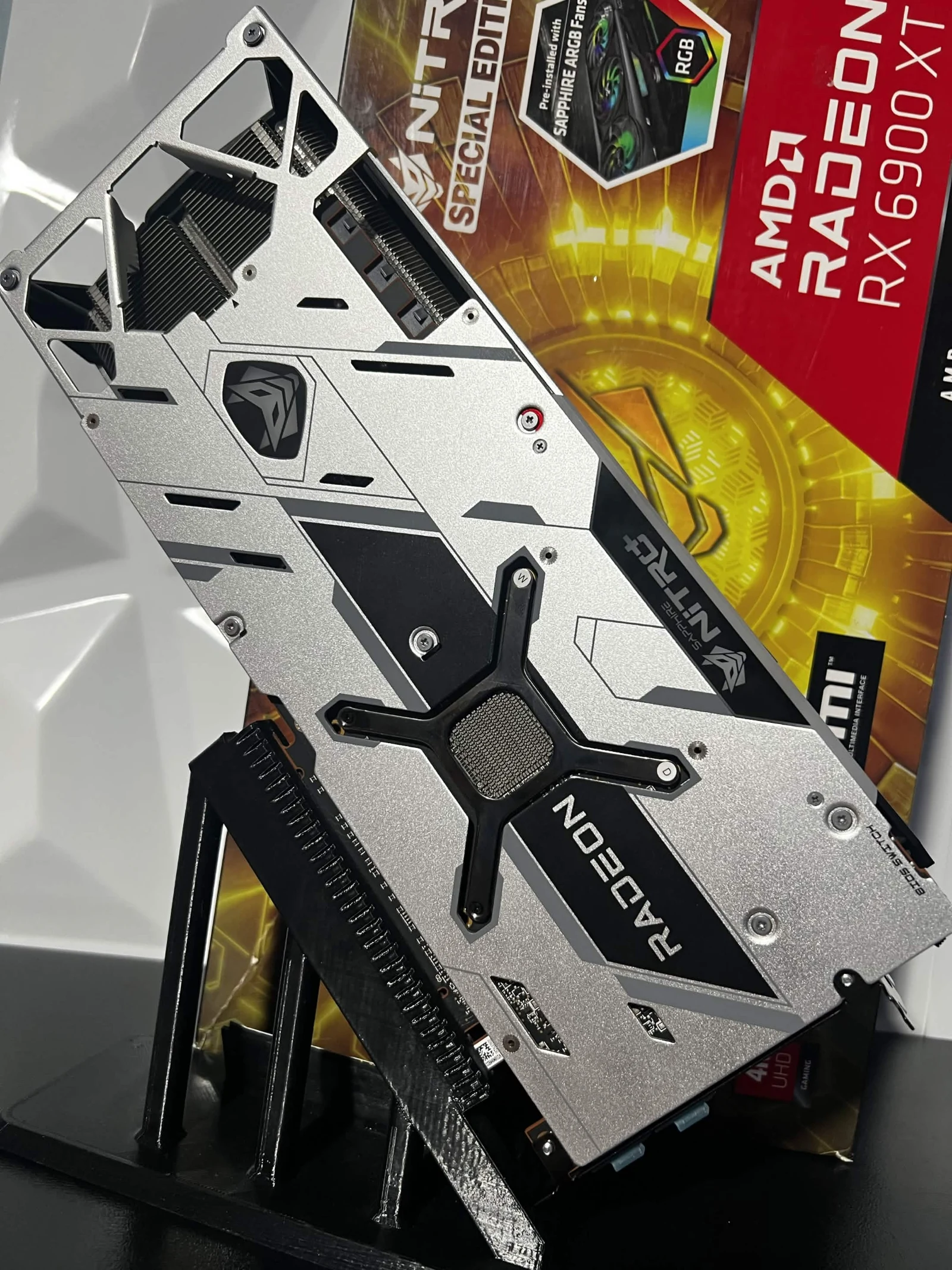 RX 6900XT 16GB SAPHIR NITRO SPECIAL EDITION miniature 2