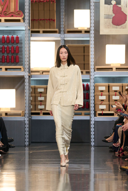 LOOK 54.jpg