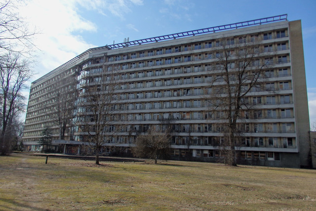OLYMPUS-DIGITAL-CAMERA.jpg