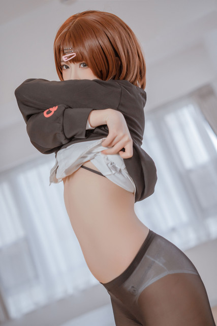08