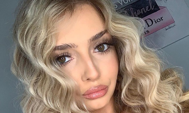Chloe-Powell-Wallpapers-Insta-Fit-Bio.jpg