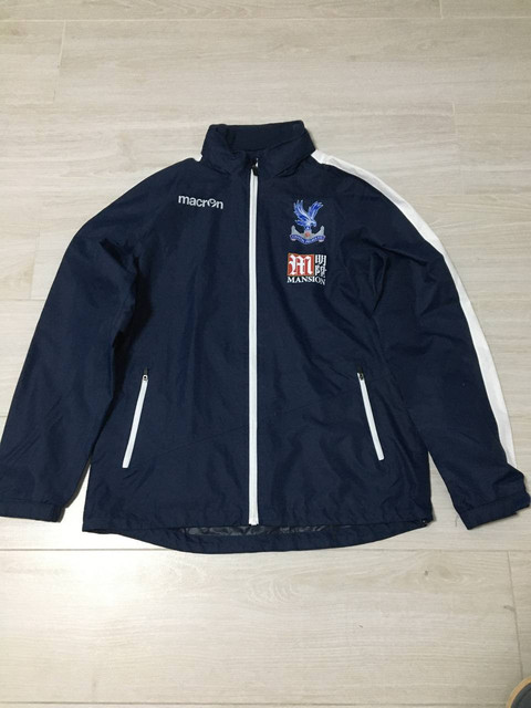 palace-jacket-Macron.jpg