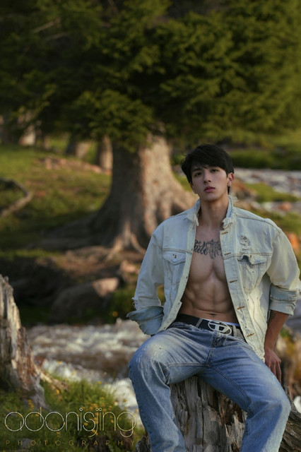 Adonis 01 59