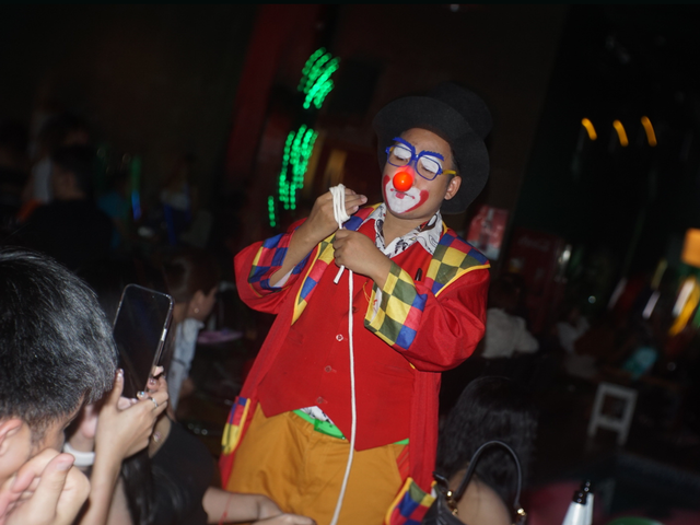 Gala dinner magician Bangkok